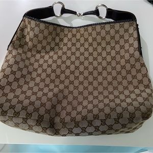 Gucci shoulder purse